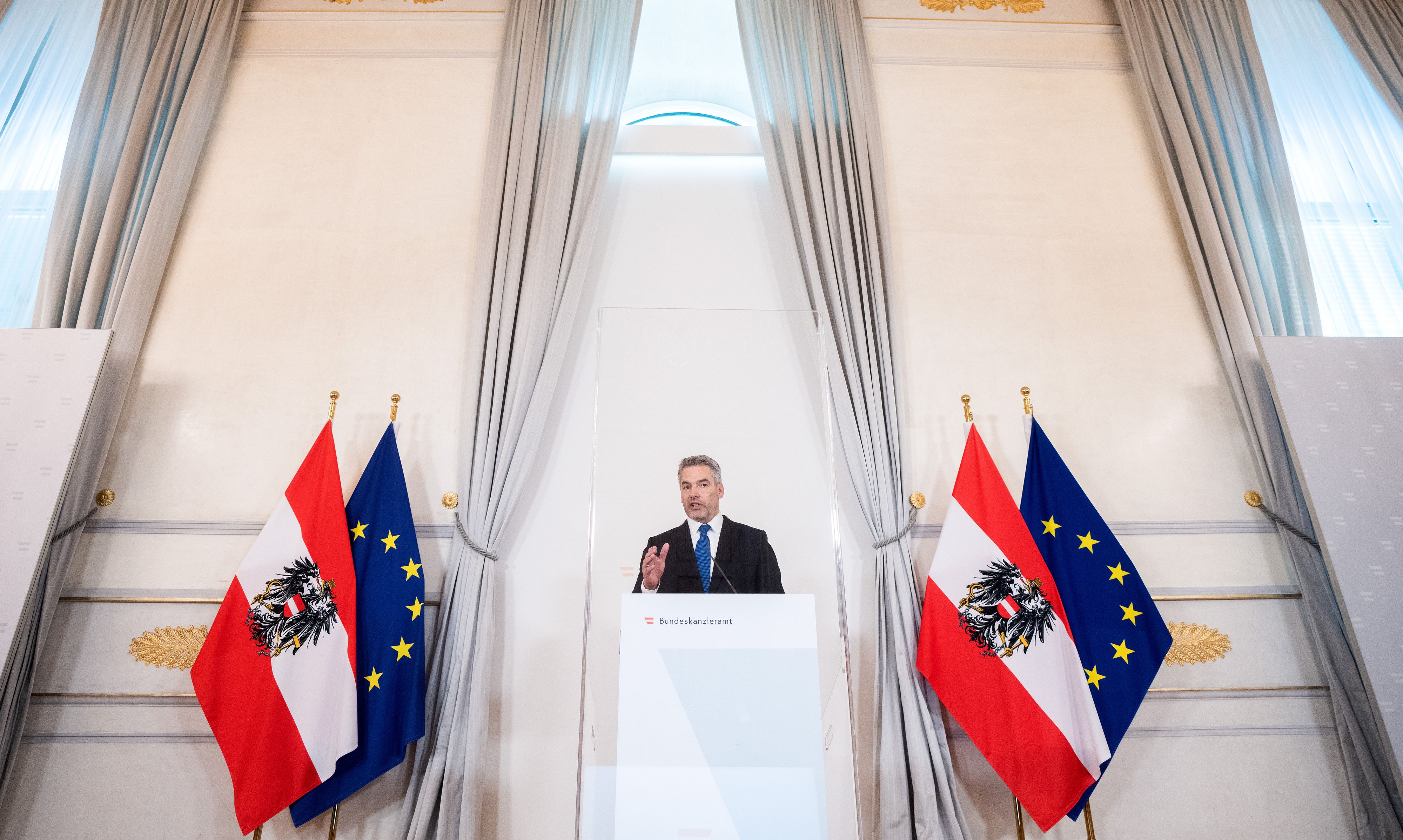 Bundeskanzler Karl Nehammer will alle Sanktionen der EU gegen Russland mittragen.