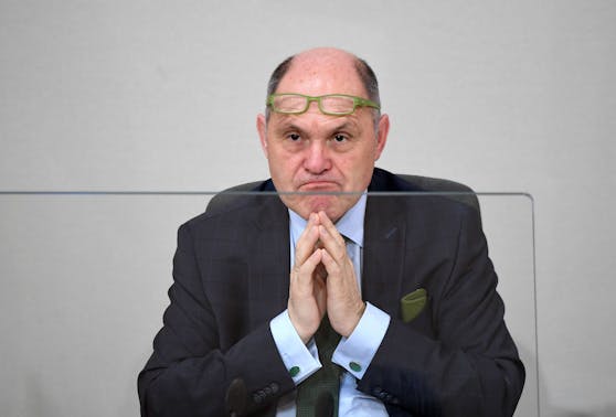 Nationalratspräsident Wolfgang Sobotka (ÖVP) rudert nach heftiger Kritik zurück.