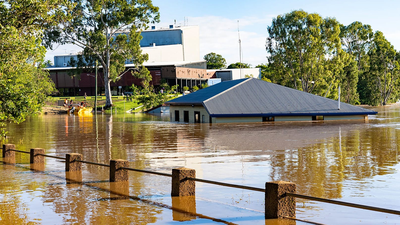 Die Stadt Maryborough im Bundesstaat Queensland steht unter Wasser. 