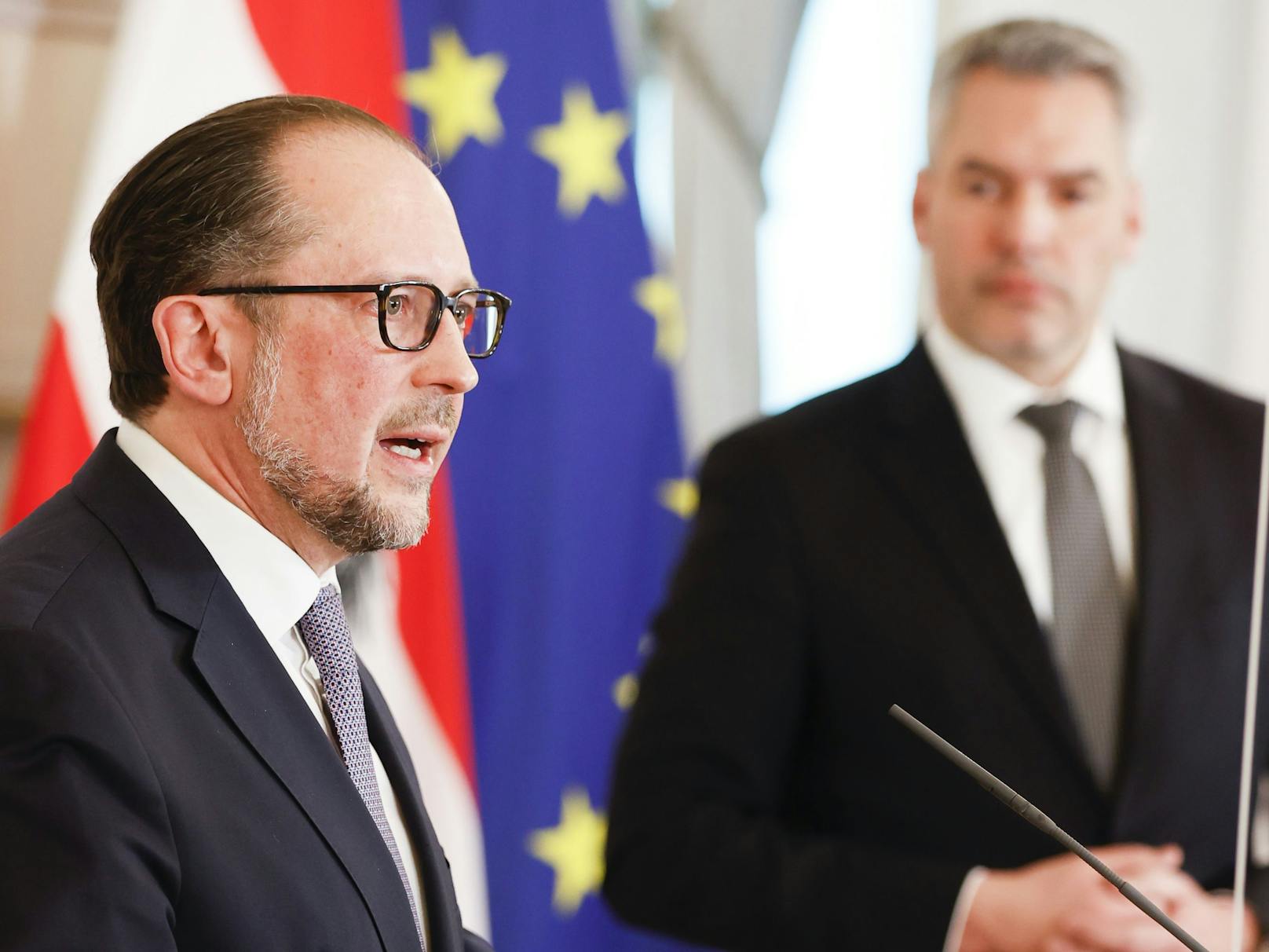 Pressestatement von Bundeskanzler Karl Nehammer (ÖVP) und Außenminister Alexander Schallenberg (ÖVP) zur Lage in der Ukraine am 1. März 2022.