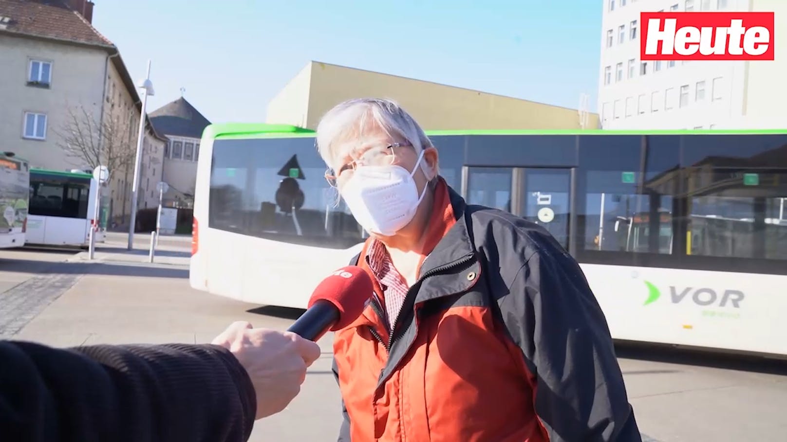 Niederösterreicherin Helga (77) muss ab sofort mit dem Bus nach Wien-Liesing pendeln.