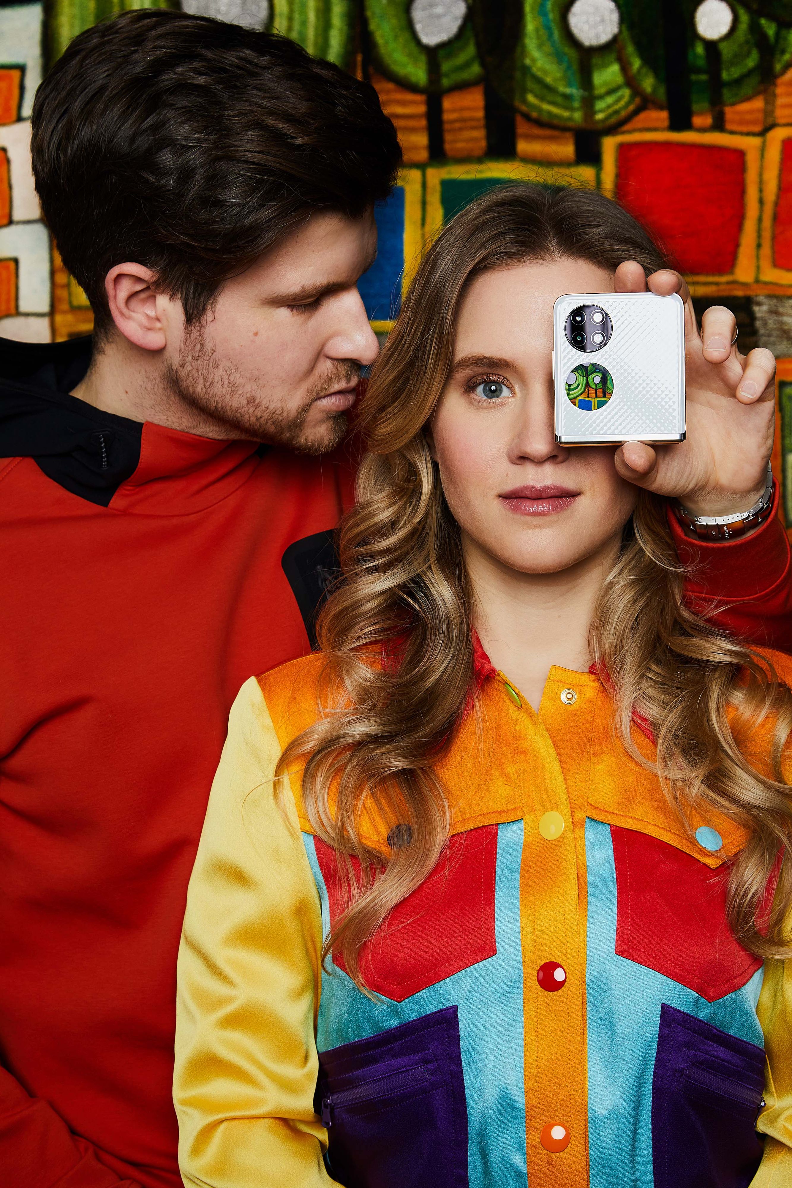 Die aktuelle Huawei P50 Serie wurde dabei gemeinsam mit dem prominenten Content Creator-Paar Manuel & Sophie kunstvoll in Szene gesetzt. 