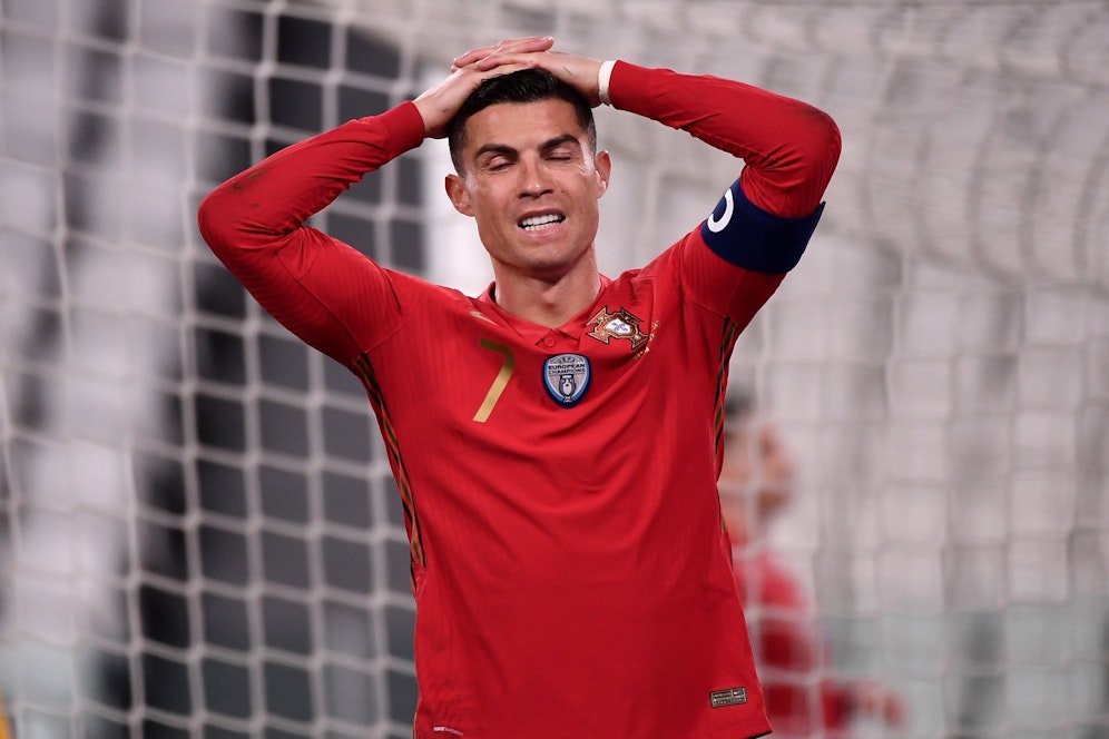 Christiano Ronaldo wird wohl oder übel bei den Red Devils bleiben müssen, auch wenn er das nicht will.