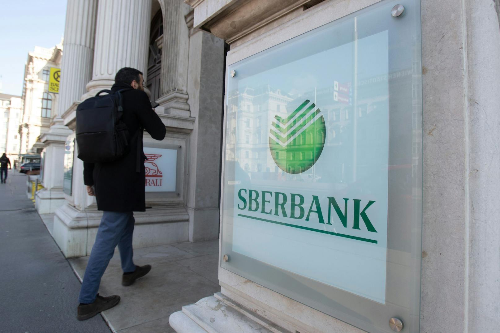 Pleite der Sberbank kostet uns fast eine Milliarde Euro
