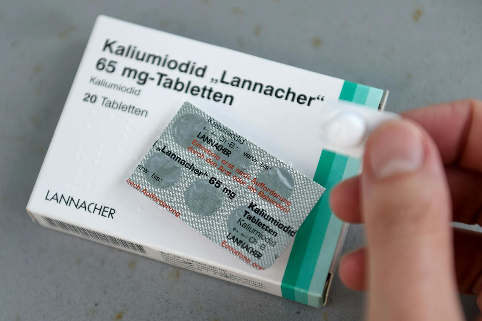 Jodtabletten sind für unter 18-Jährige, Schwangere und Stillende in Österreich gratis.