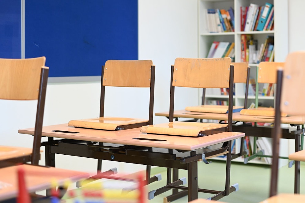 Kein Platz für Anton (9). Das Bundesgymnasium Geringergasse lehnte ihn ab, die Mama ist verzweifelt auf der Suche nach einer Alternative.