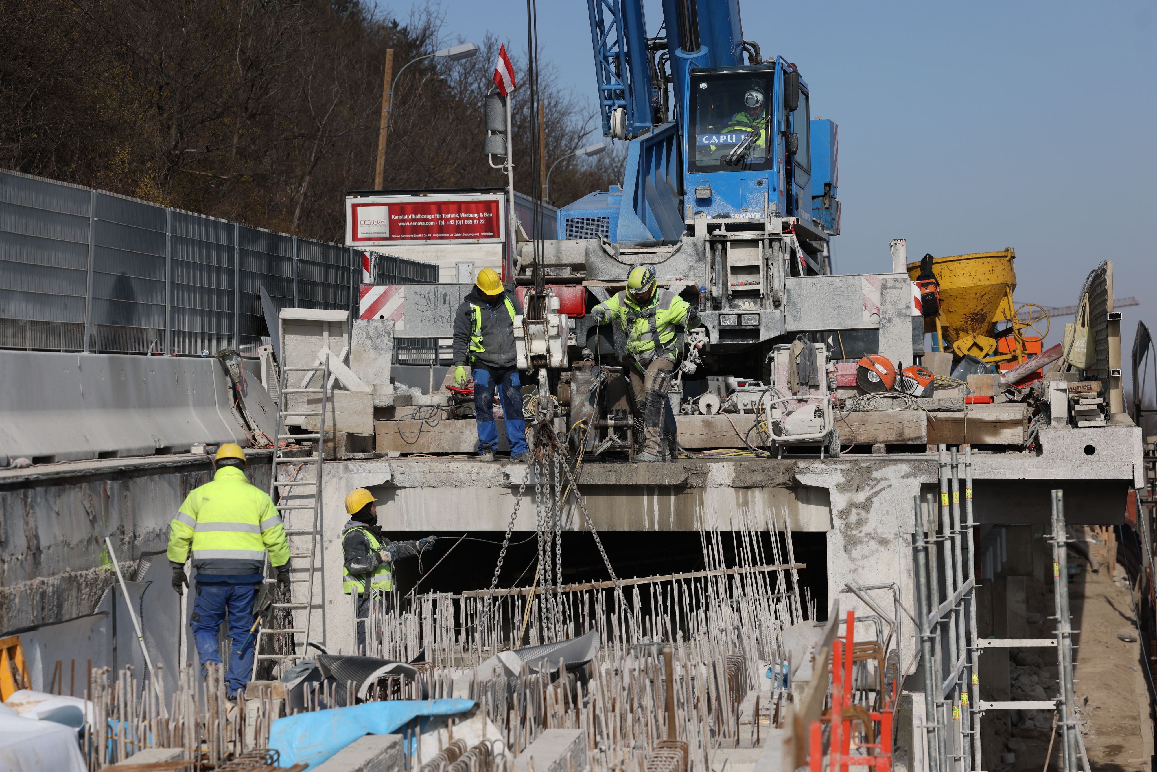 Die Arbeiten an der Heiligenstädter Hangbrücke in Wien-Döbling gehen weiter.&nbsp;