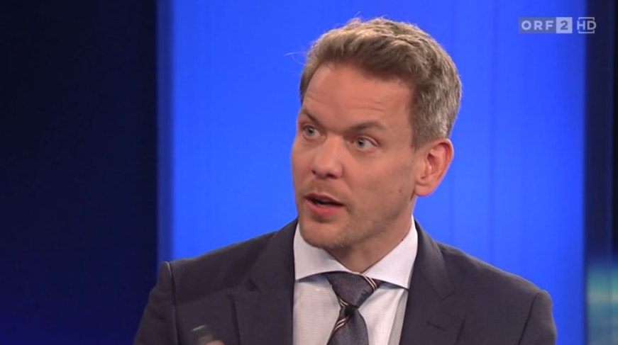 EU-Ministerin Karoline Edtstadler in der ZIB2 mit Martin Thür am 3. März 2022.