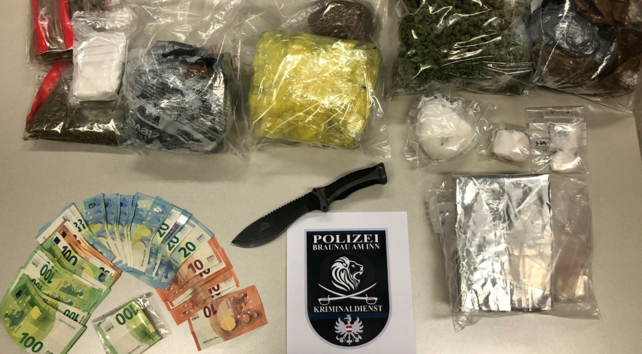 Ermittlungserfolf für die Polizei Braunau: In Mattighofen konnten die Beamten einen 24-jährigen Dealer festnehmen.