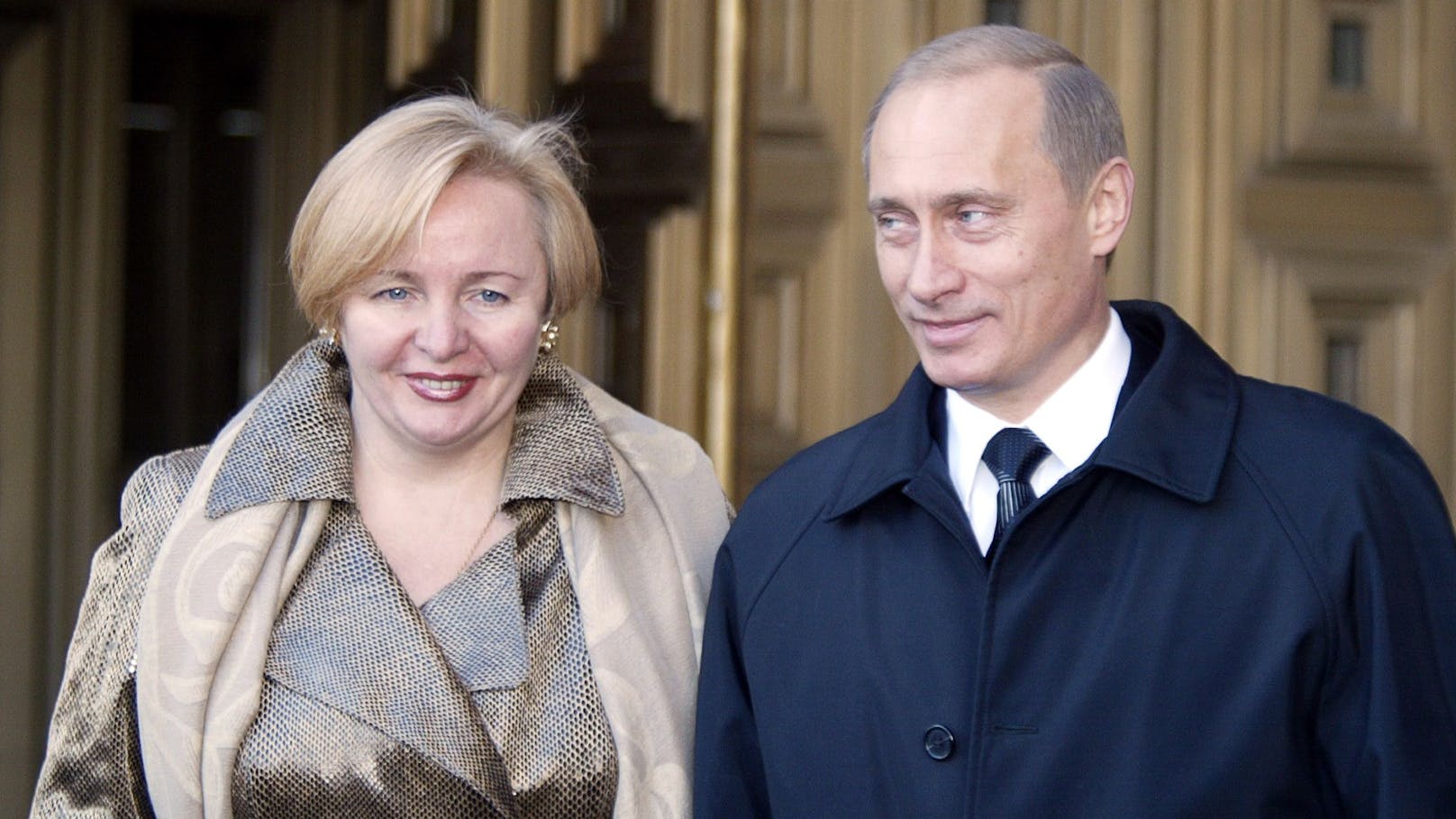 Im Juli 1983 heiratete Ludmilla Putina den heute mächtigsten Mann Russlands. Damals war Putin noch Offizier beim russischen Geheimdienst KGB.