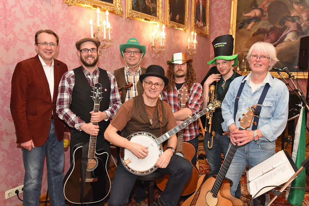 Die Gallows Fellows gastieren zum St. Patrick`s Day im Rathaus.