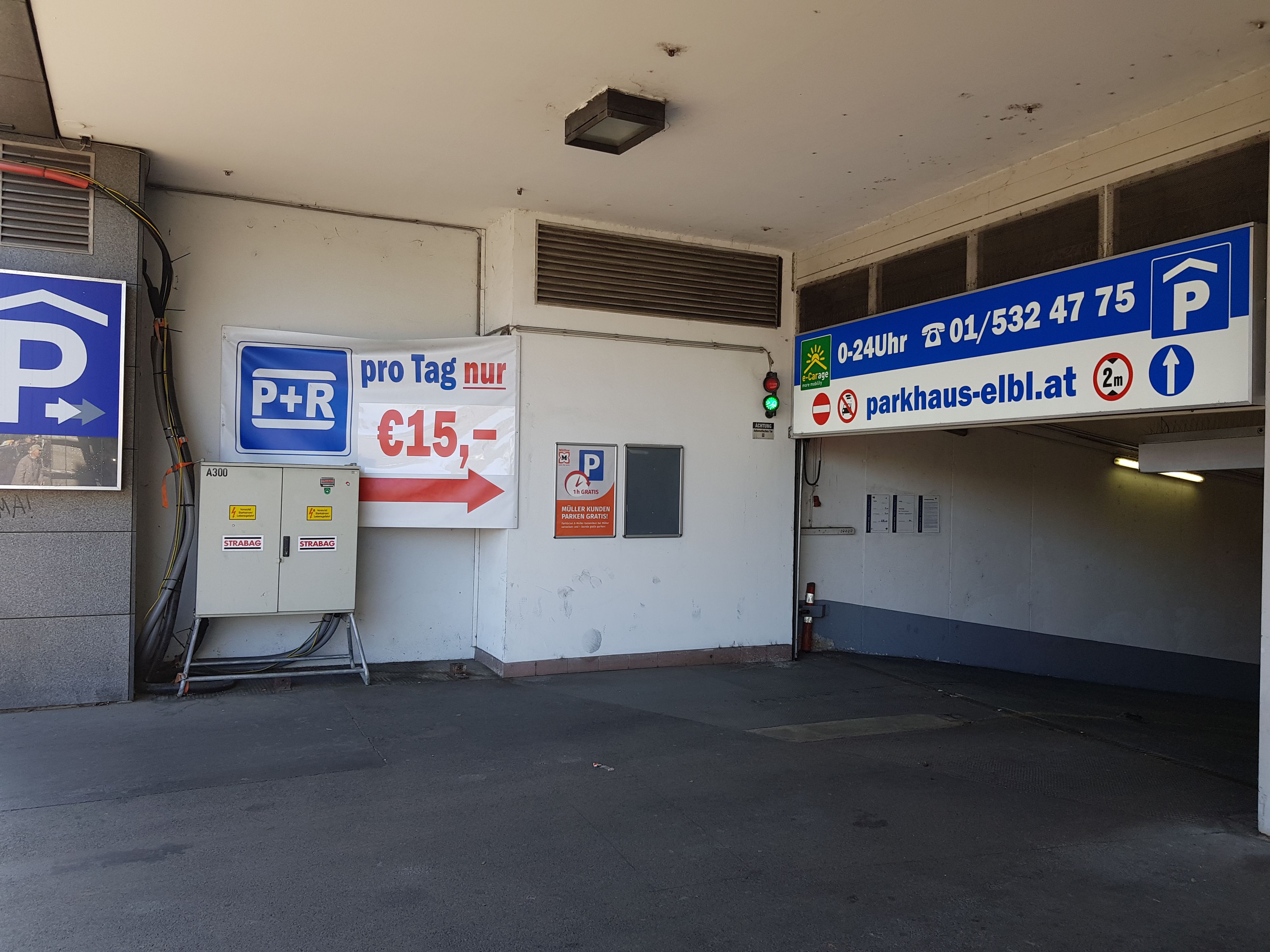 Am Franz Jonas Platz in Floridsdorf kostet das Parken nun 15 Euro am Tag. 