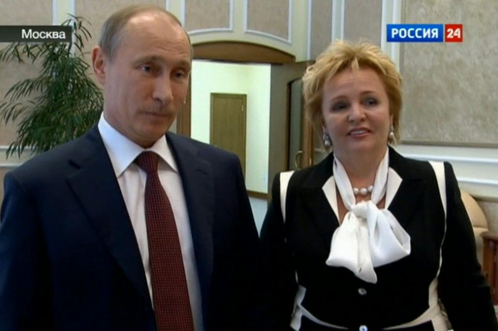 2013 trennte sich Russlands mächtigstes Ehepaar. Offizielle Begründung: Das Präsidentenamt nehme zu viel Zeit in Anspruch.