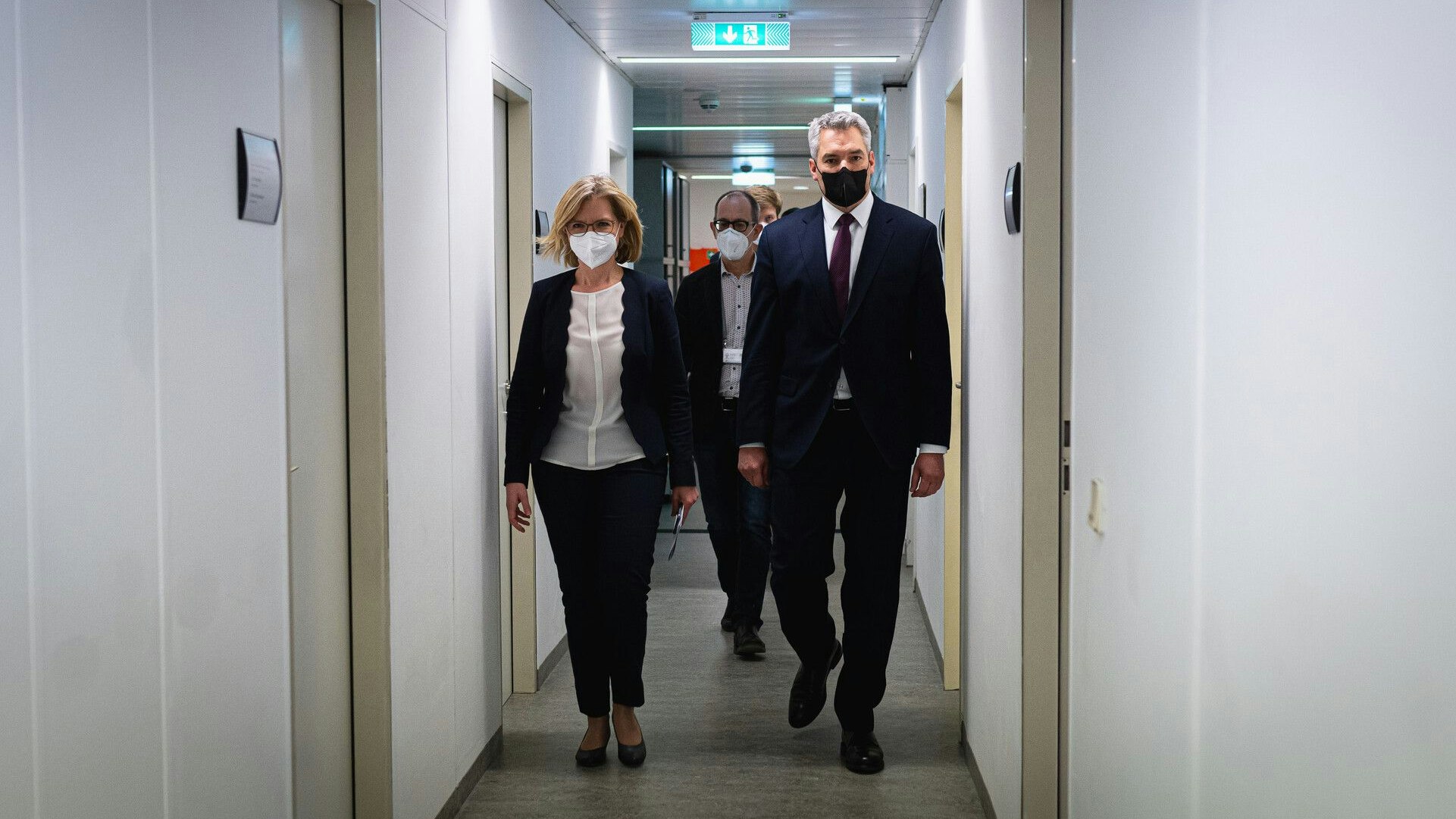 Leonore Gewessler und Karl Nehammer