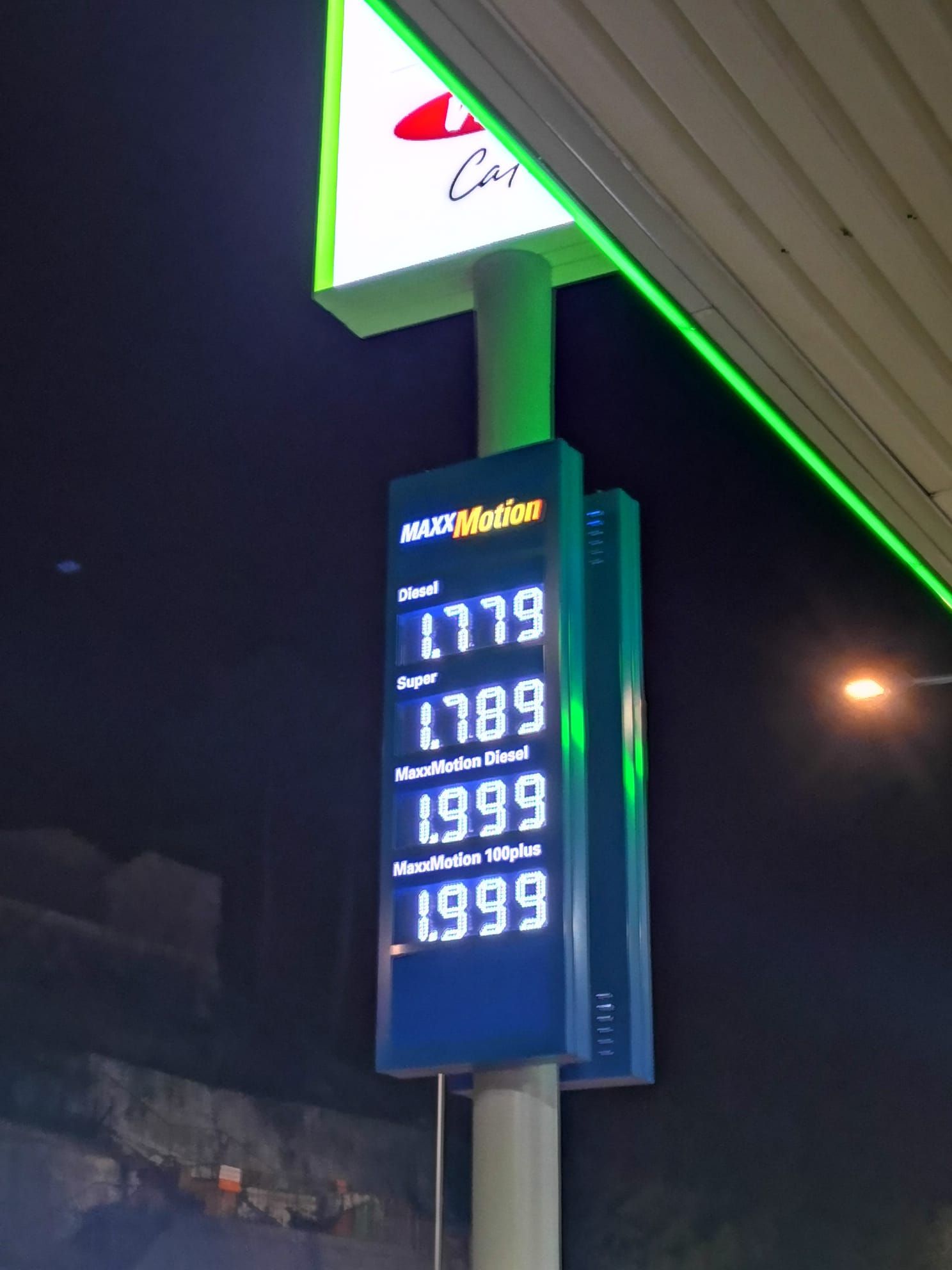 Ein Liter Super+ kostet de facto 2 Euro.