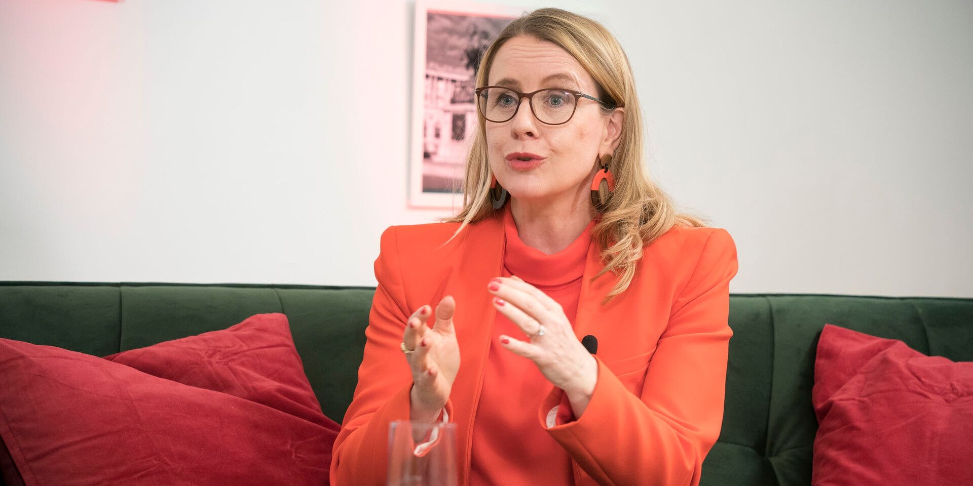 Wirtschaftsministerin Schramböck: "Sind in komplett neuer Situation."