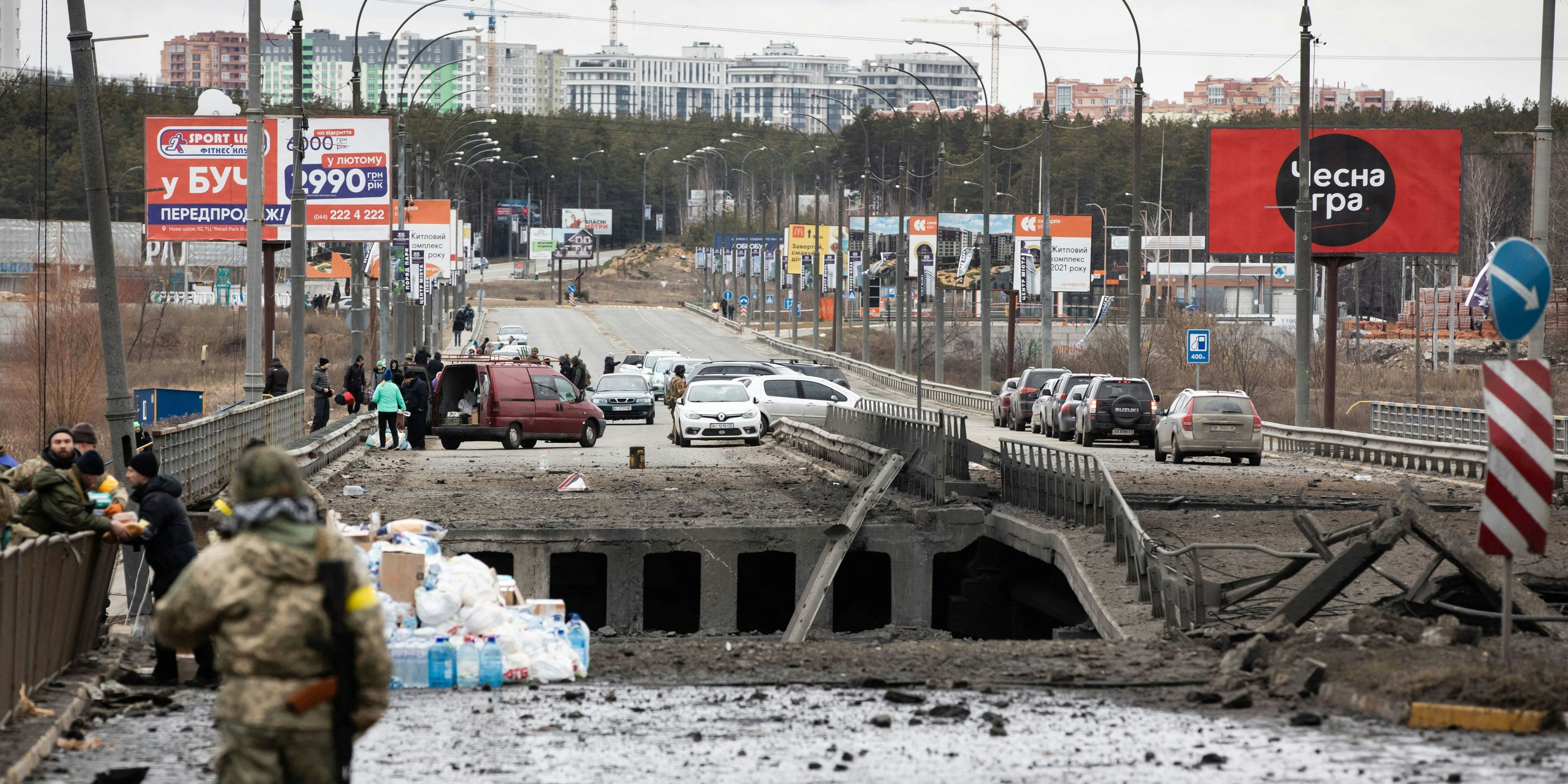 Viele Ukrainerinnen und Ukrainer versuchen, die Region rund um Kiew zu verlassen.