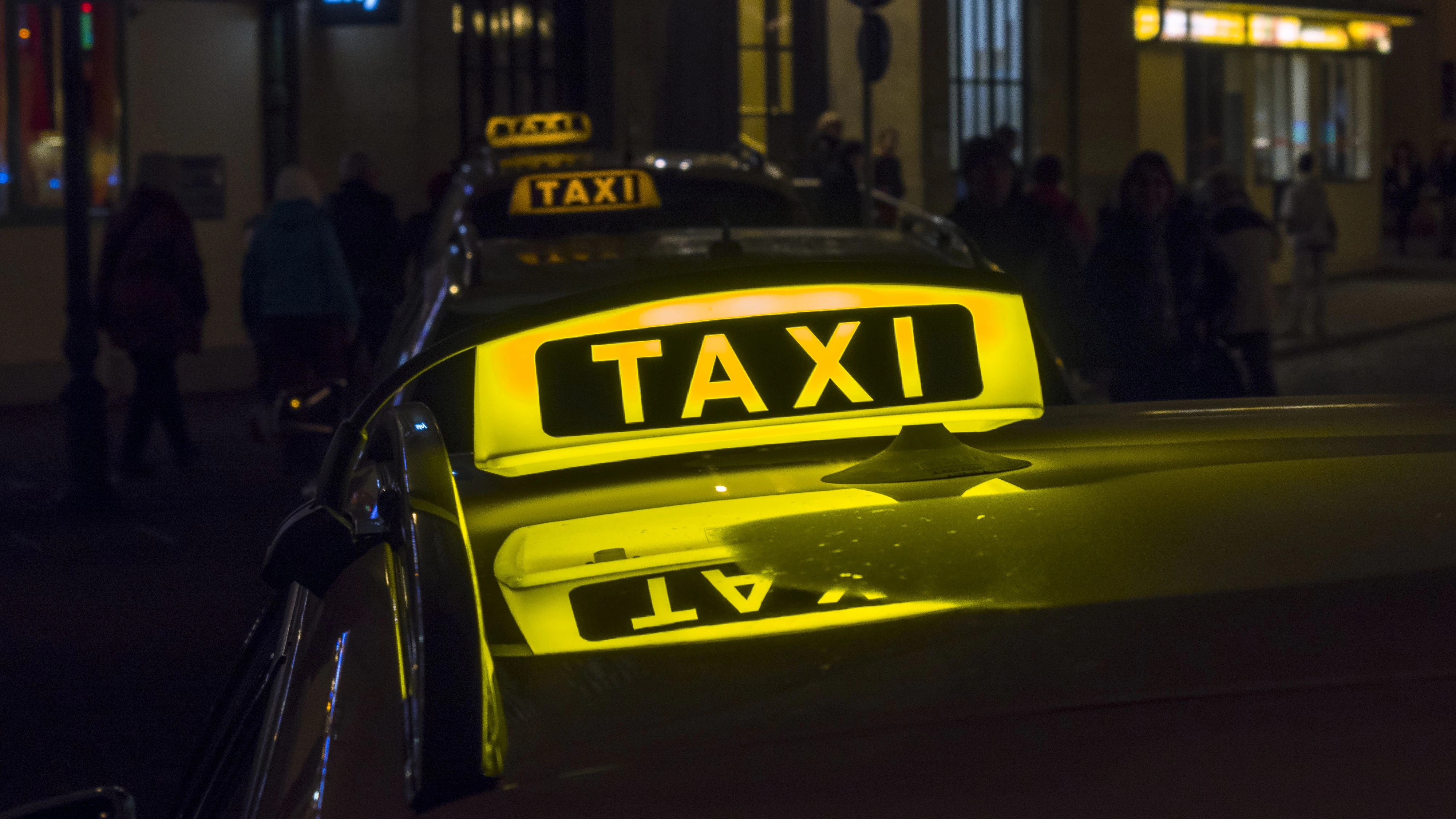Der Taxifahrer machte sich nach dem Angriff aus dem Staub. (Symbolfoto)