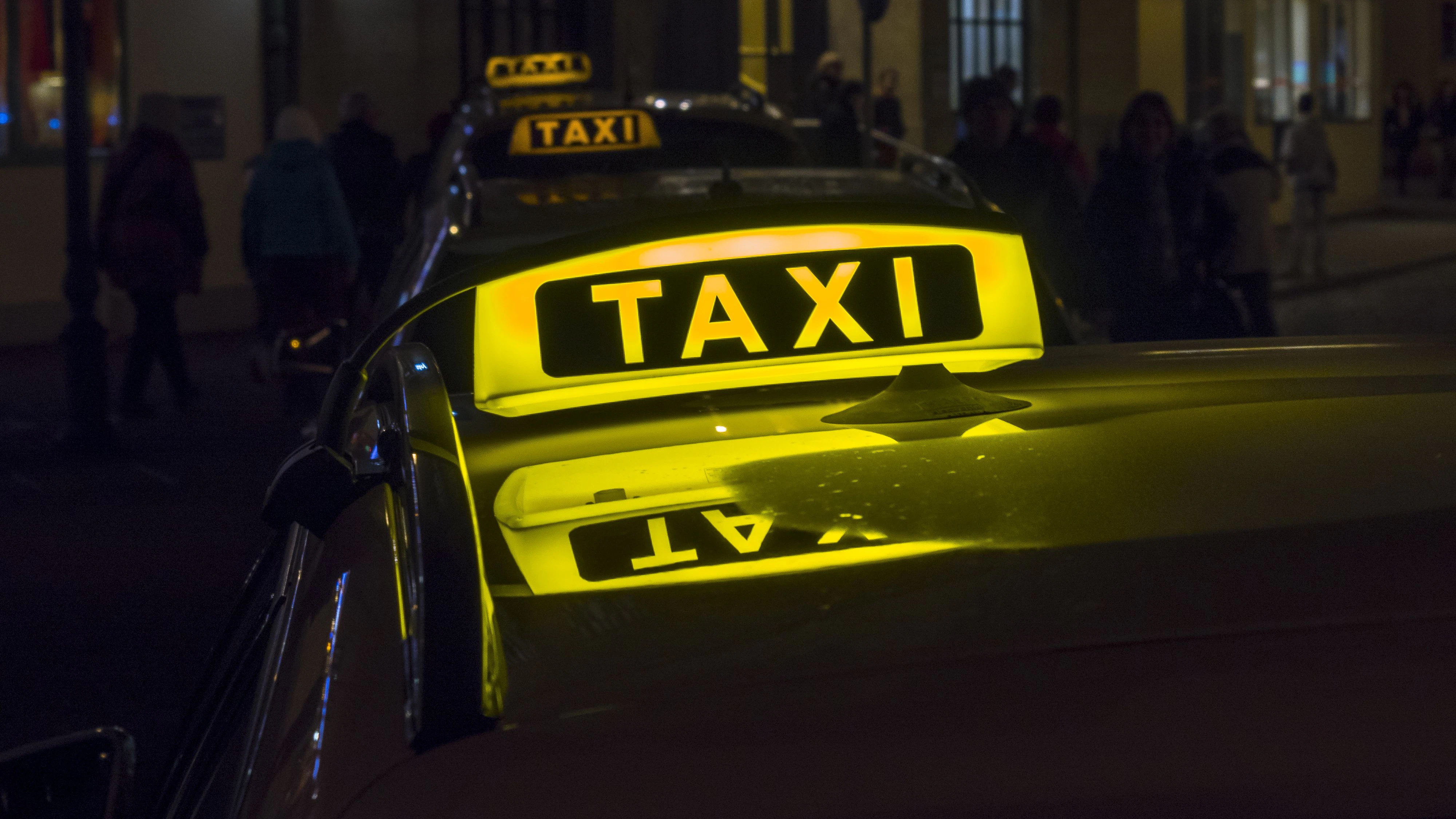 Der Taxifahrer machte sich nach dem Angriff aus dem Staub. (Symbolfoto)