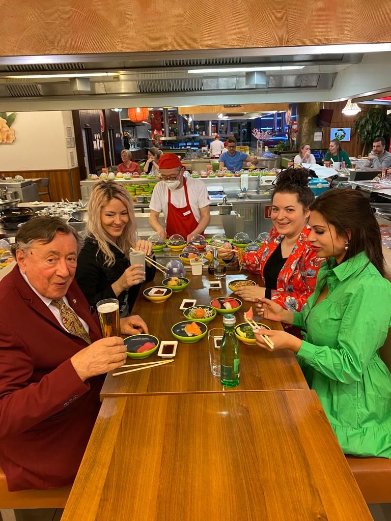 Richard Lugner, Simone Reiländer, Sonja Reiländer, Nina Bruckner