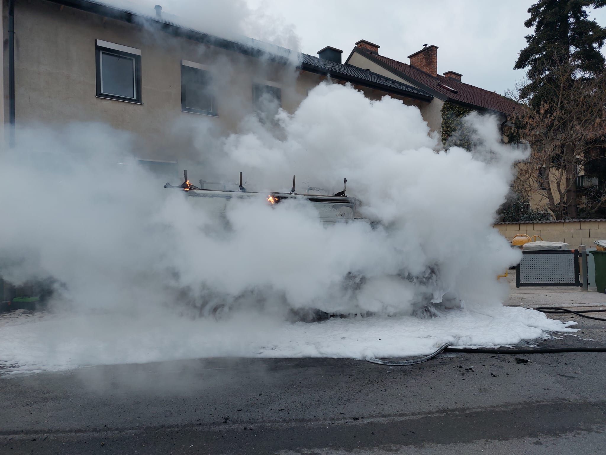 Der zweite Brand in kurzer Zeit.