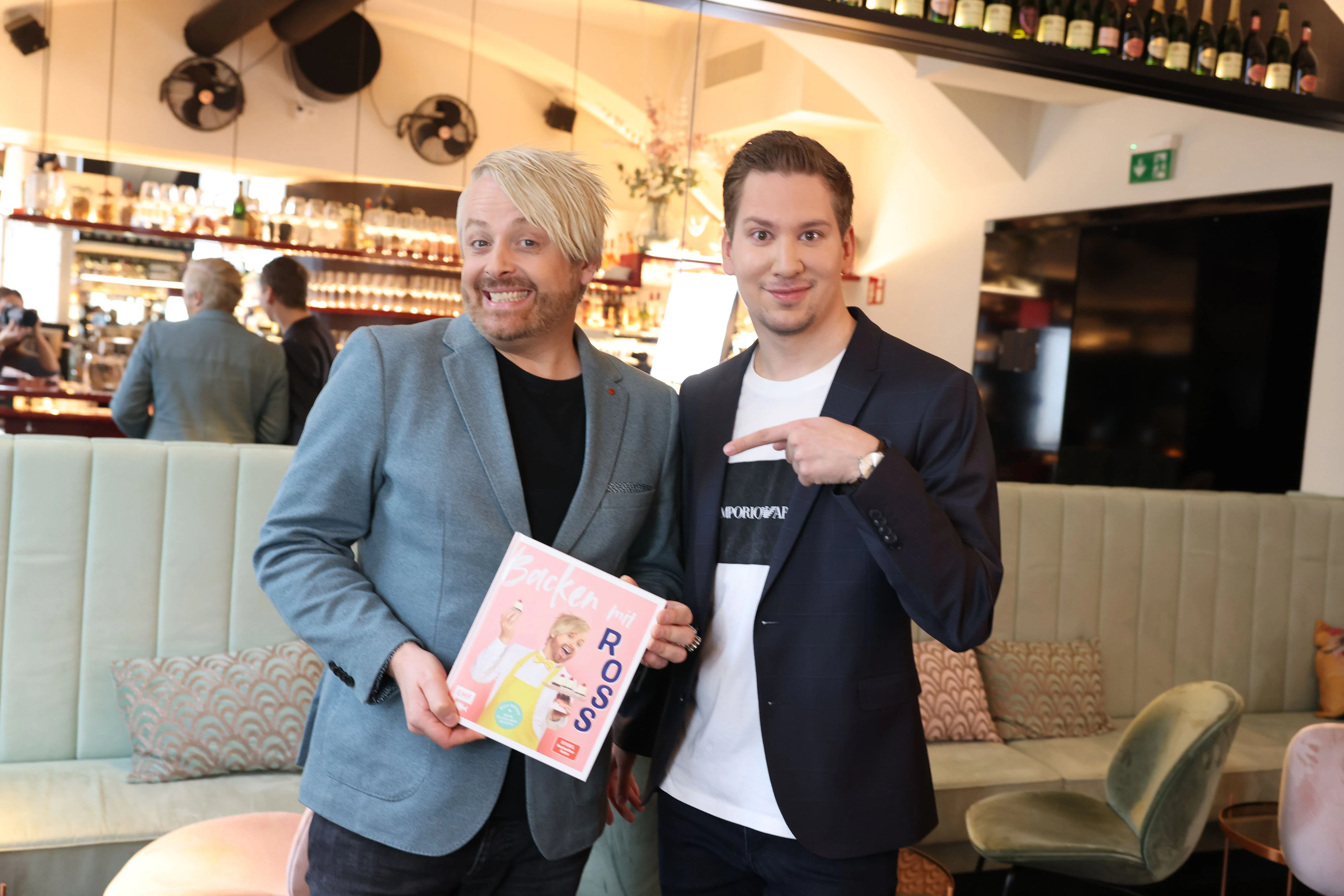 Ross Antony und Clemens Trischler kamen zum "Romina Backstage"-Talk in die Wiener Stadtbar 