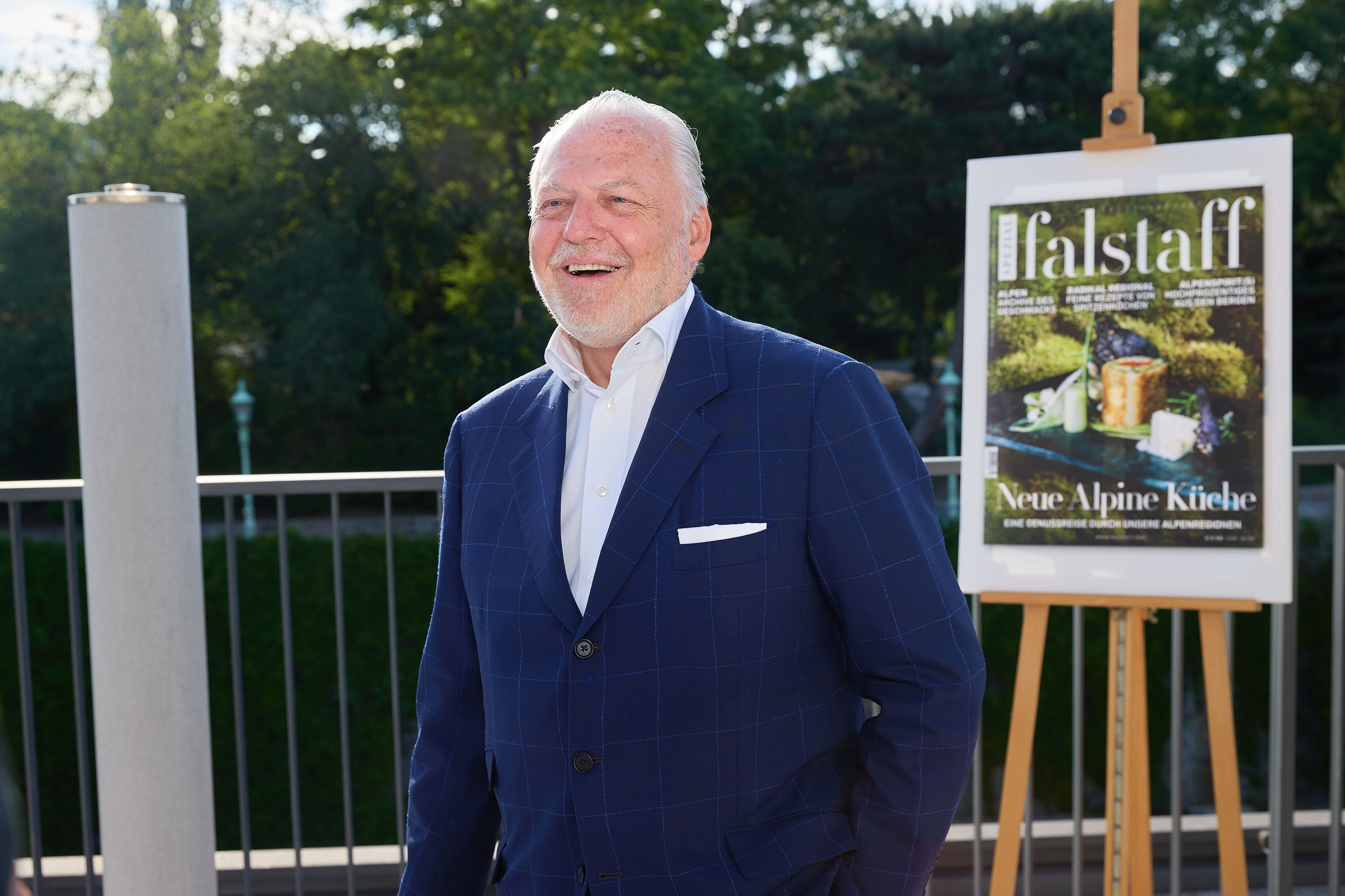 Verleger Wolfgang Rosam entschied sich für  Cocktails statt Kickl.