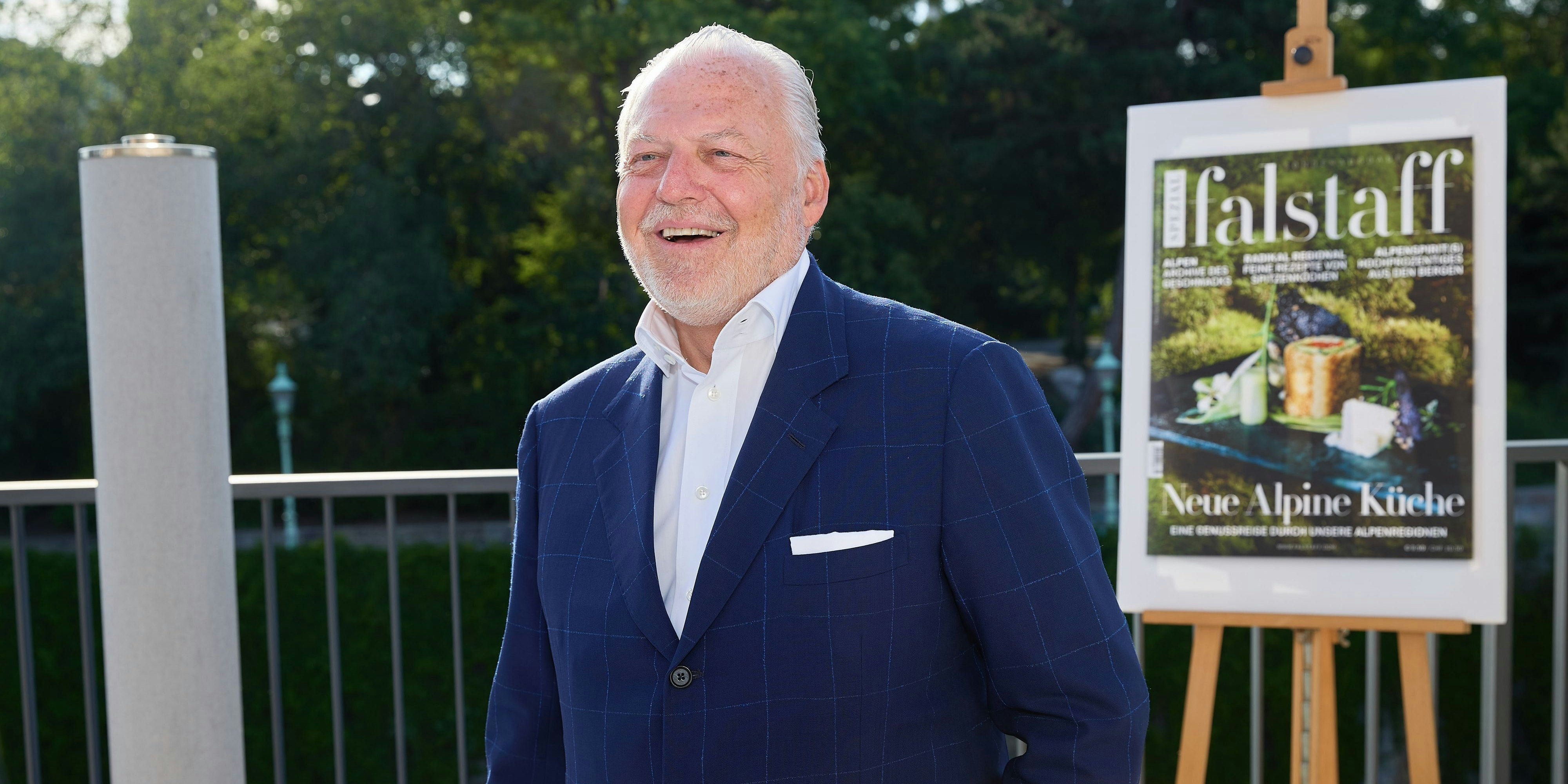 Verleger Wolfgang Rosam entschied sich für  Cocktails statt Kickl.