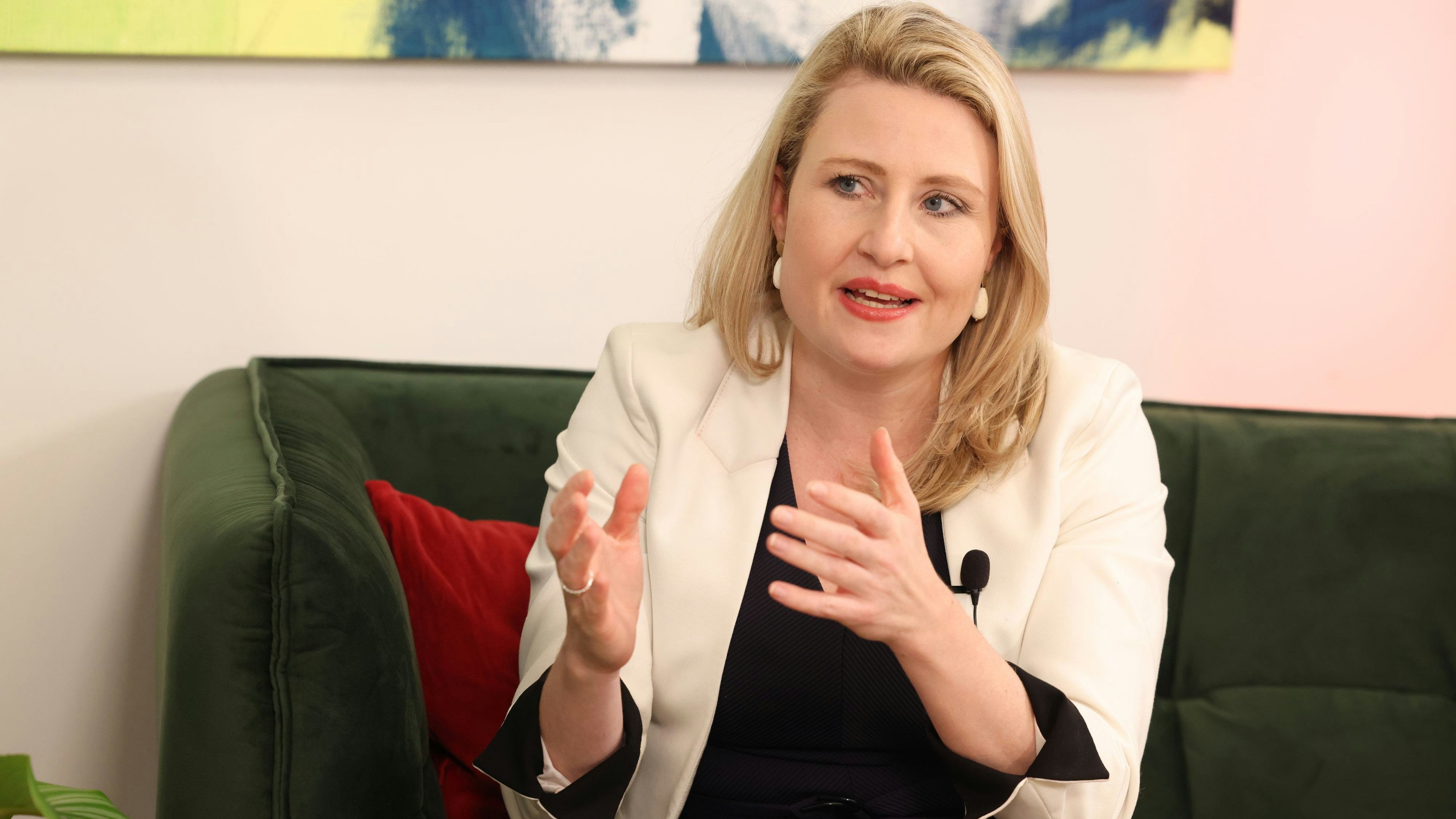 Weiter für GIS-Gebühren: Medienministerin Susanne Raab (ÖVP)