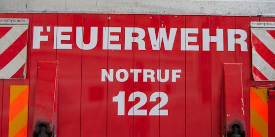 In Salzburg-Schallmoos setzte ein Unbekannter einen Garten in Brand.