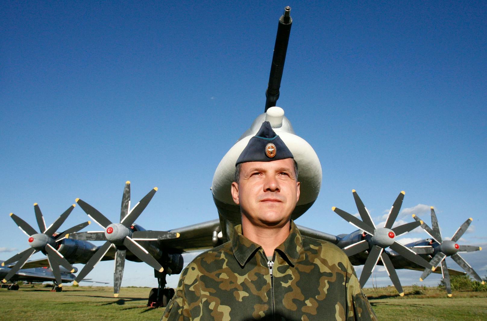 Ukraine bietet Russen 1 Million, wenn sie Kampfjet abgeben