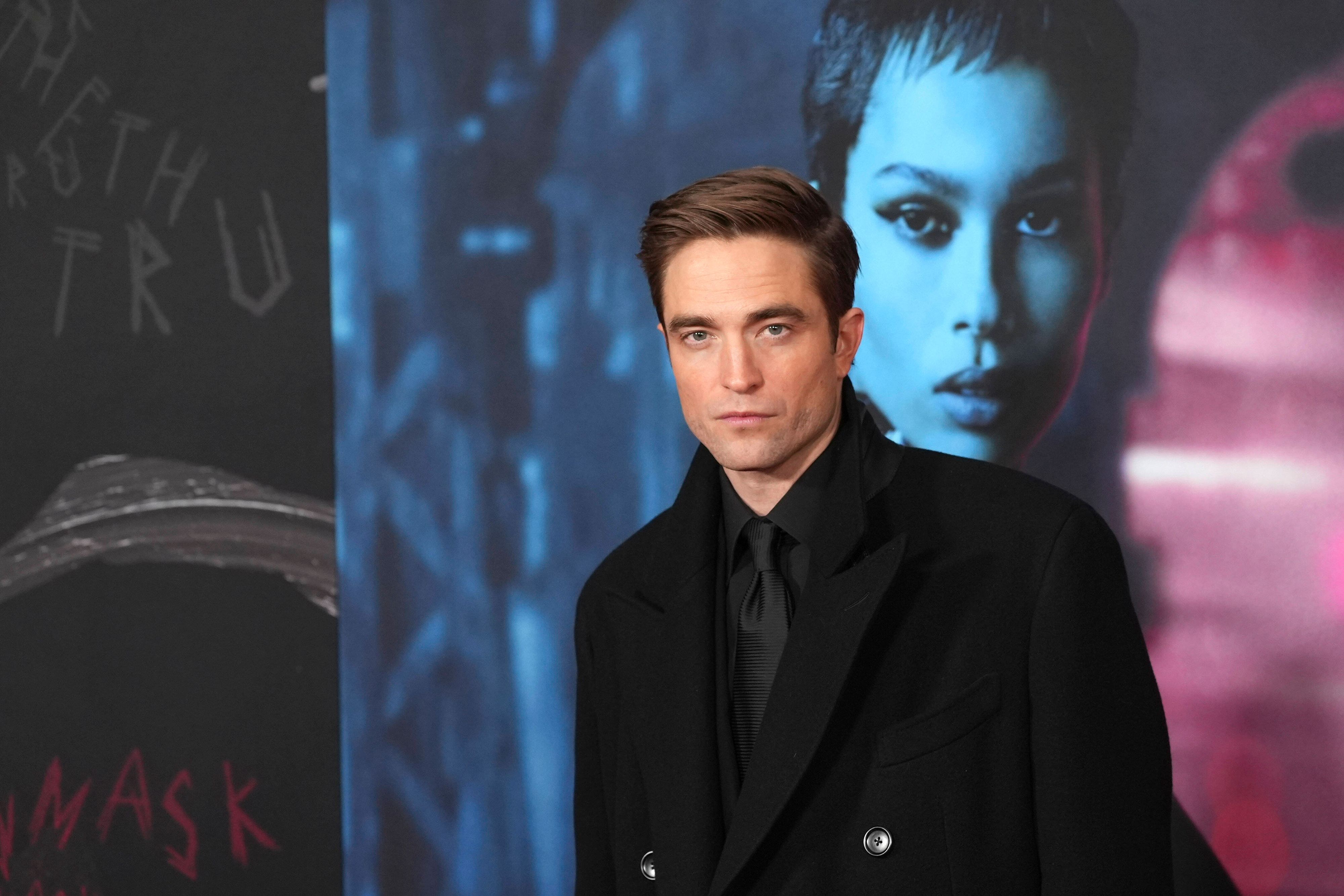 Robert Pattinson überrascht die Fans als Batman.