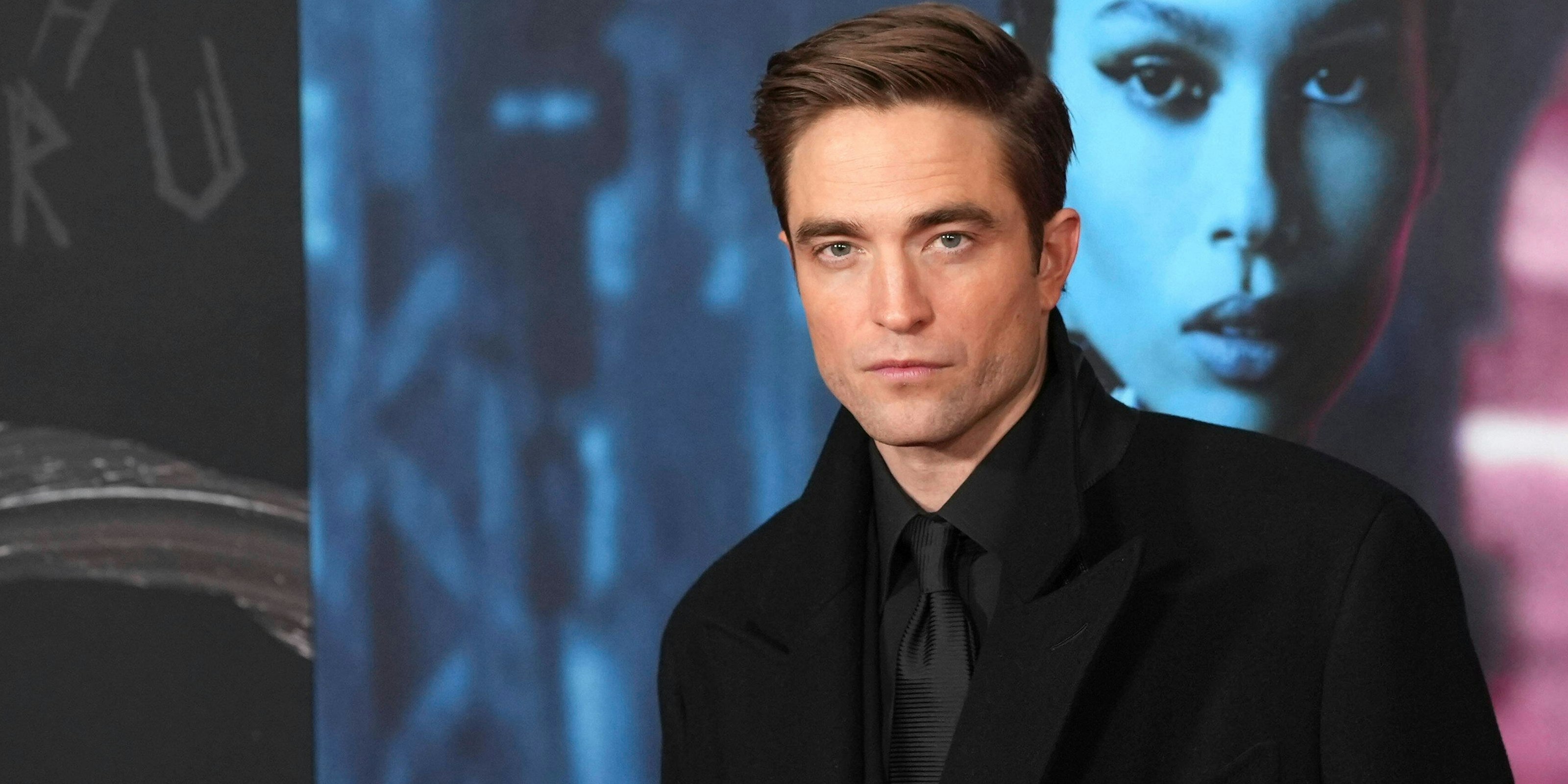 Robert Pattinson überrascht die Fans als Batman.