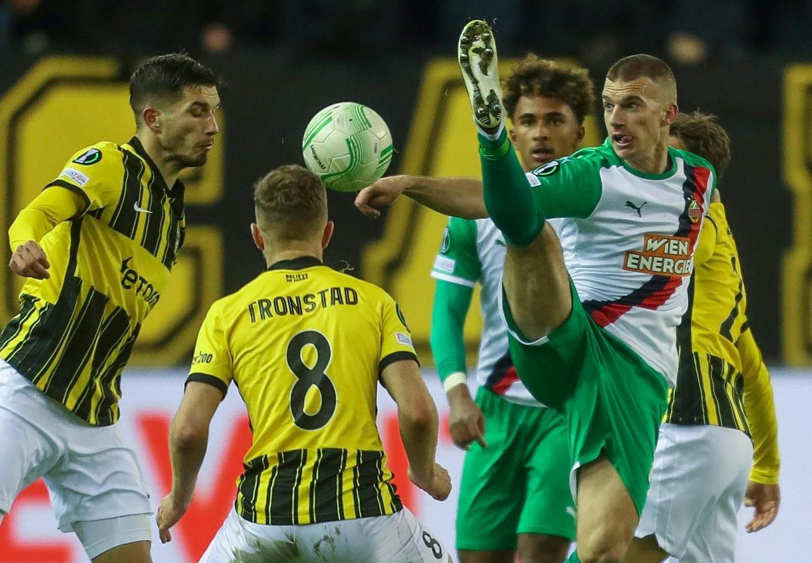 Es folgte das Aus im Europacup. Das Rückspiel gegen Arnheim ging mit 0:2 verloren, damit war im Sechzehntelfinale der Conference League Endstation.