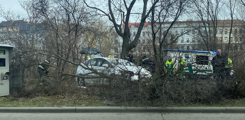 Ein Taxi auf Abwegen