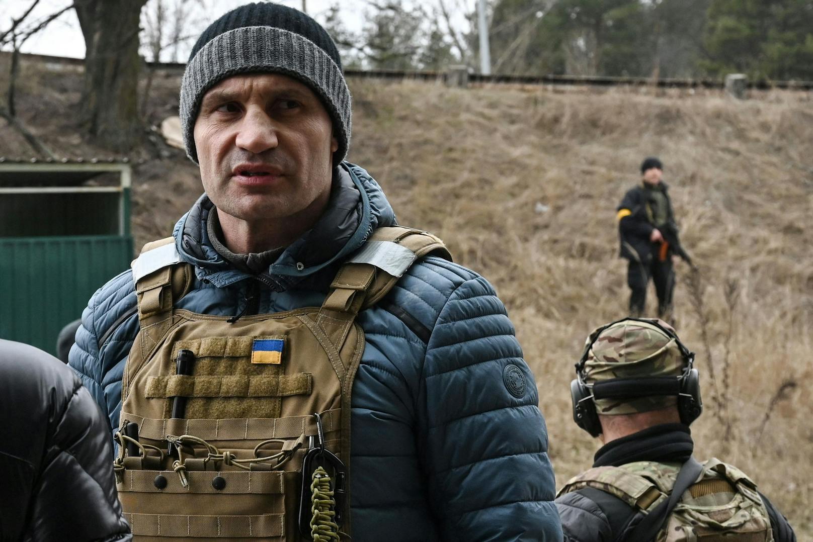 Vitali Klitschko in Militärmontur.