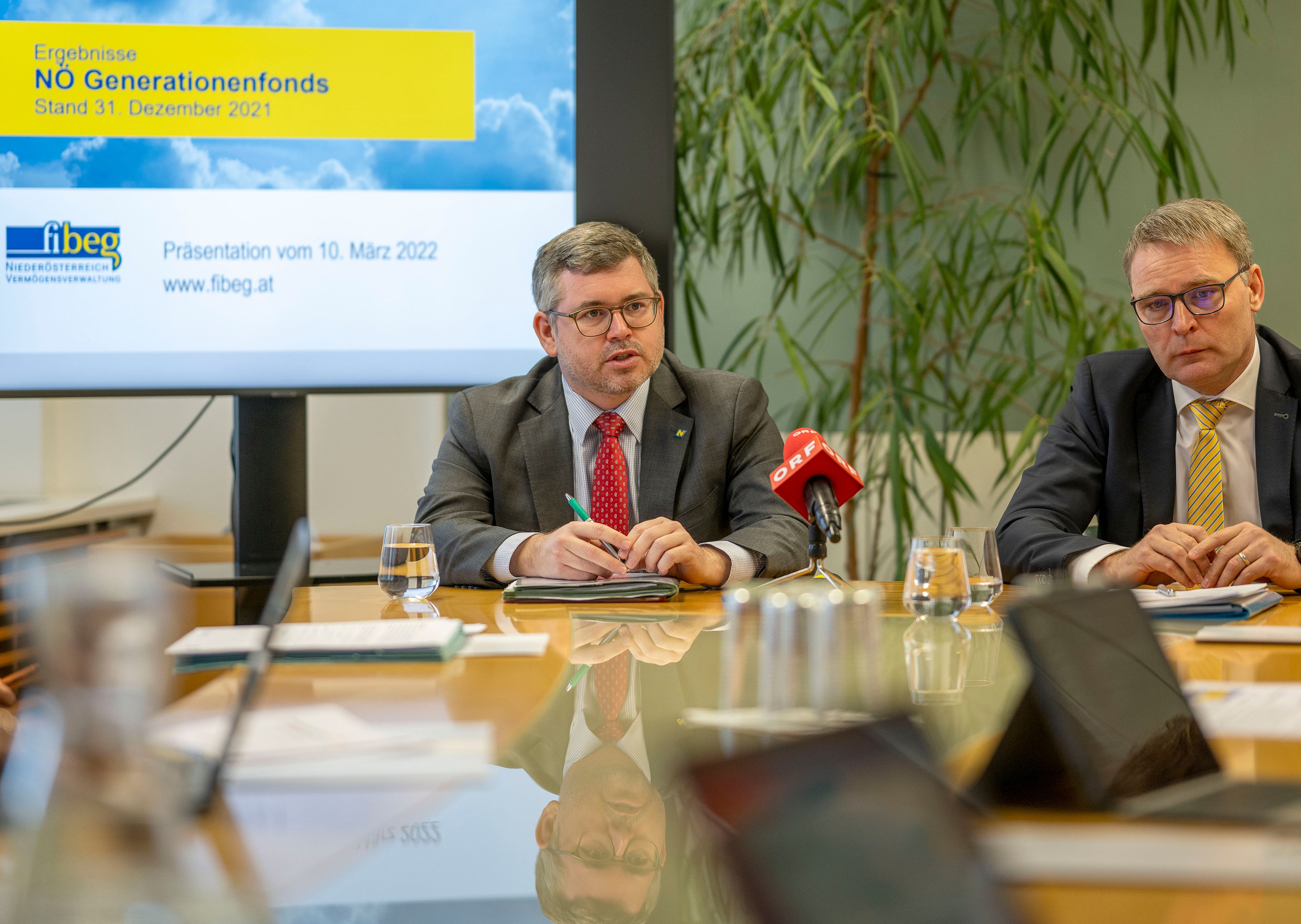 Finanzlandesrat Ludwig Schleritzko und Geschäftsführer Johannes Kern