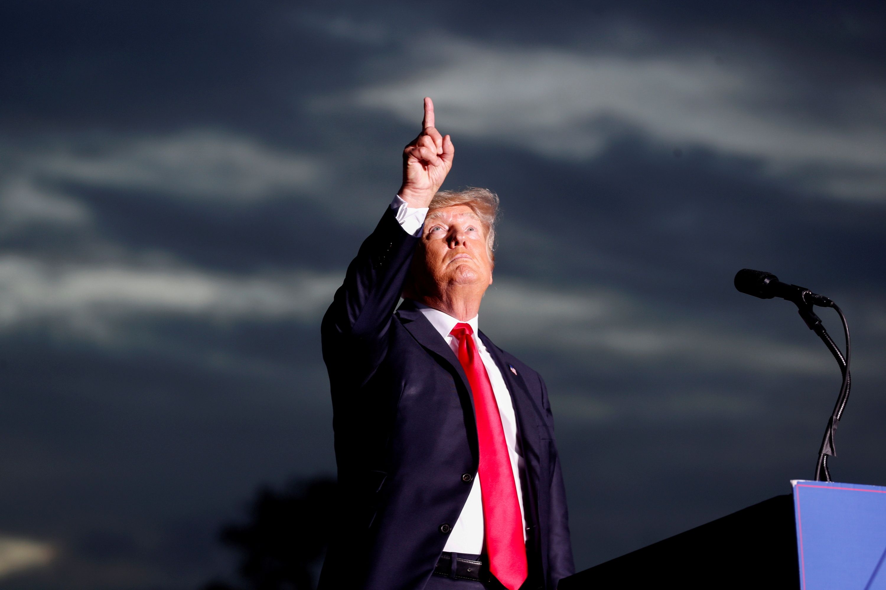 Donald Trump war von New Orleans nach Palm Beach, Florida, unterwegs, als sein Flugzeug notlanden musste.