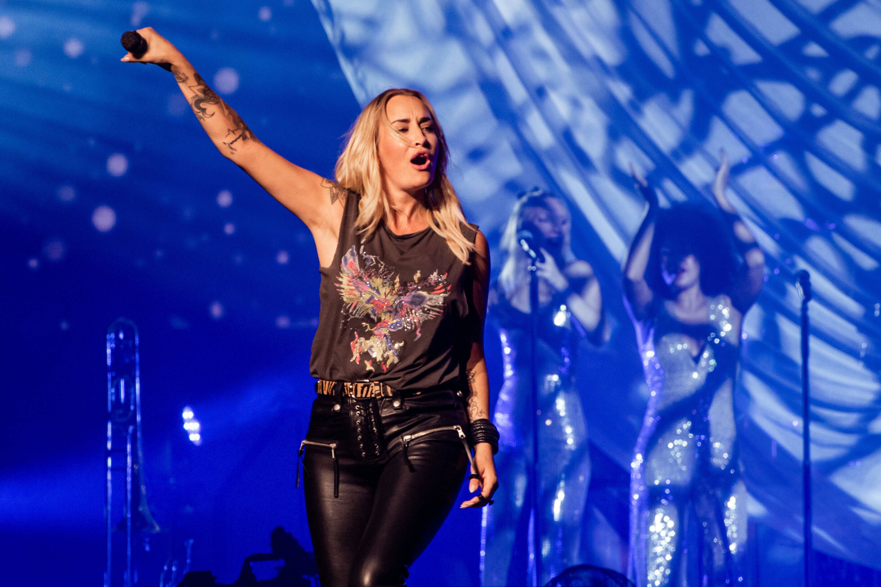 Popstar Sarah Connor ist stinksauer.