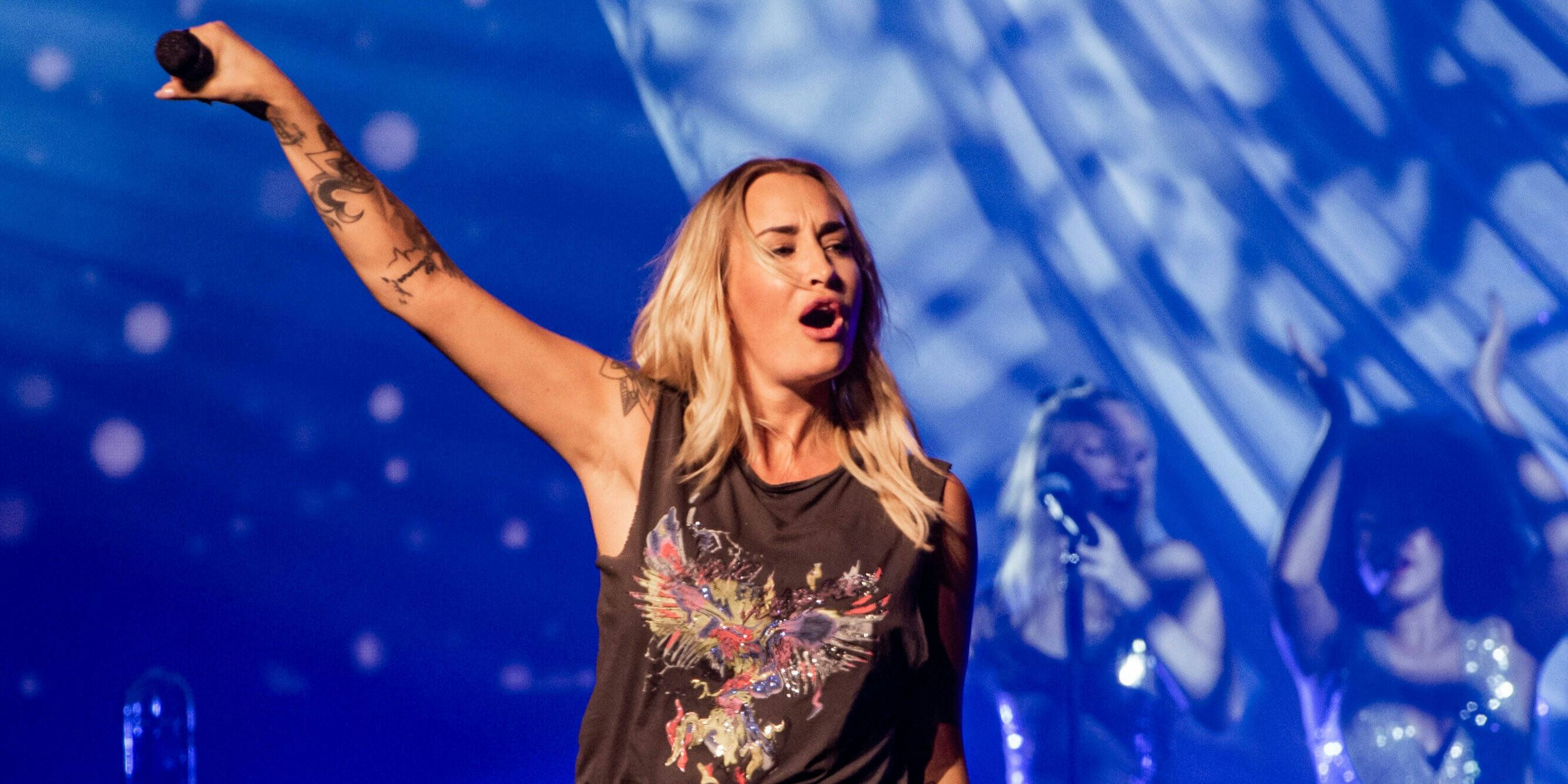 Sarah Connor ist stinksauer.