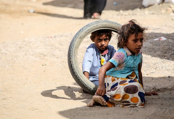 Im Jemen-Krieg wurden nach UN-Angaben bereits rund 380.000 Menschen getötet. Mehr als 10.000 davon waren Kinder.
