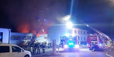 120 Mann im Einsatz bei Brand in einem Gewerbebetrieb