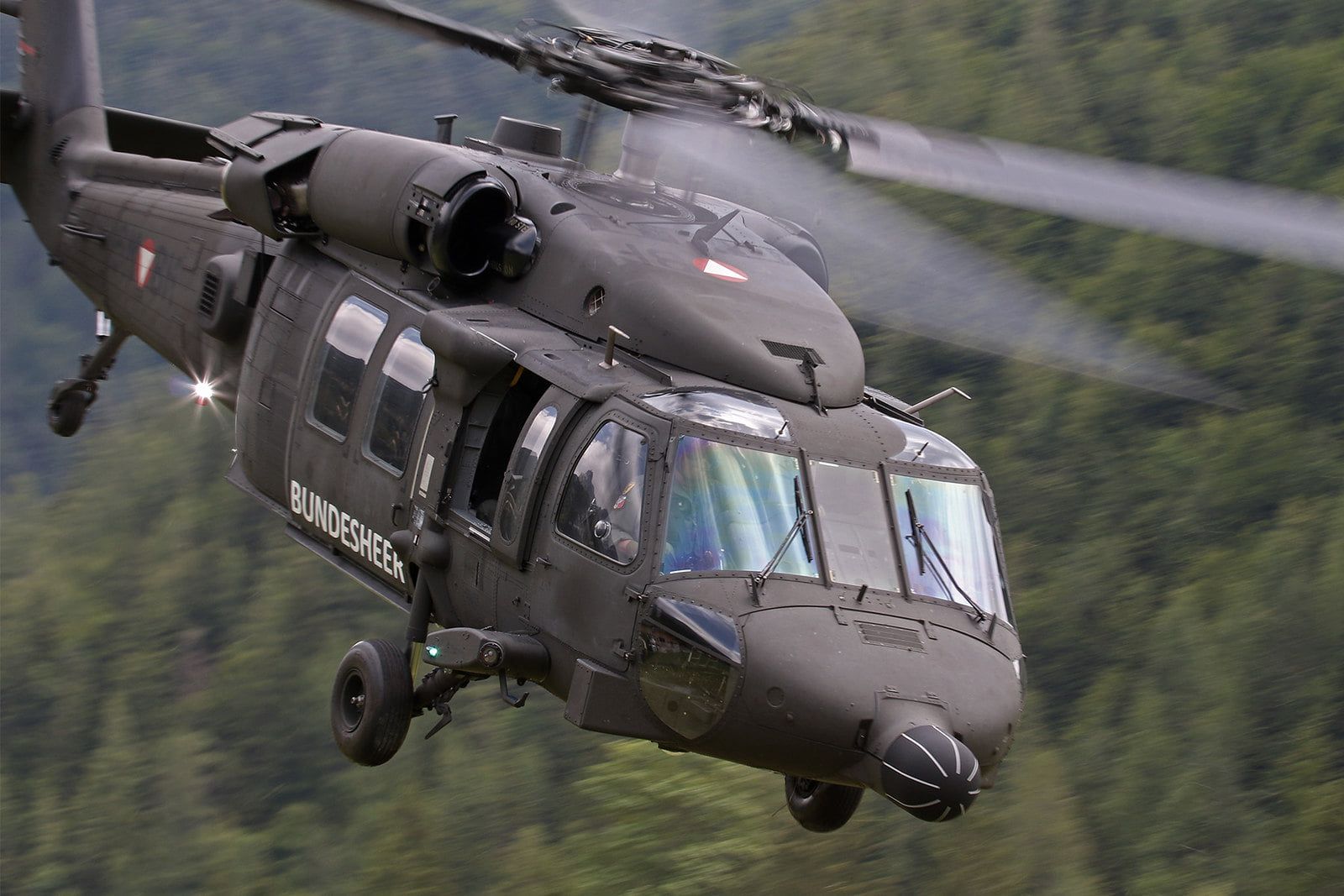 Ab morgen übt das Bundesheer komplexe Flugmanöver.