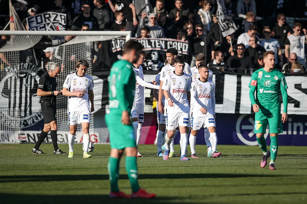 Der LASK fertigt Wattens ab.