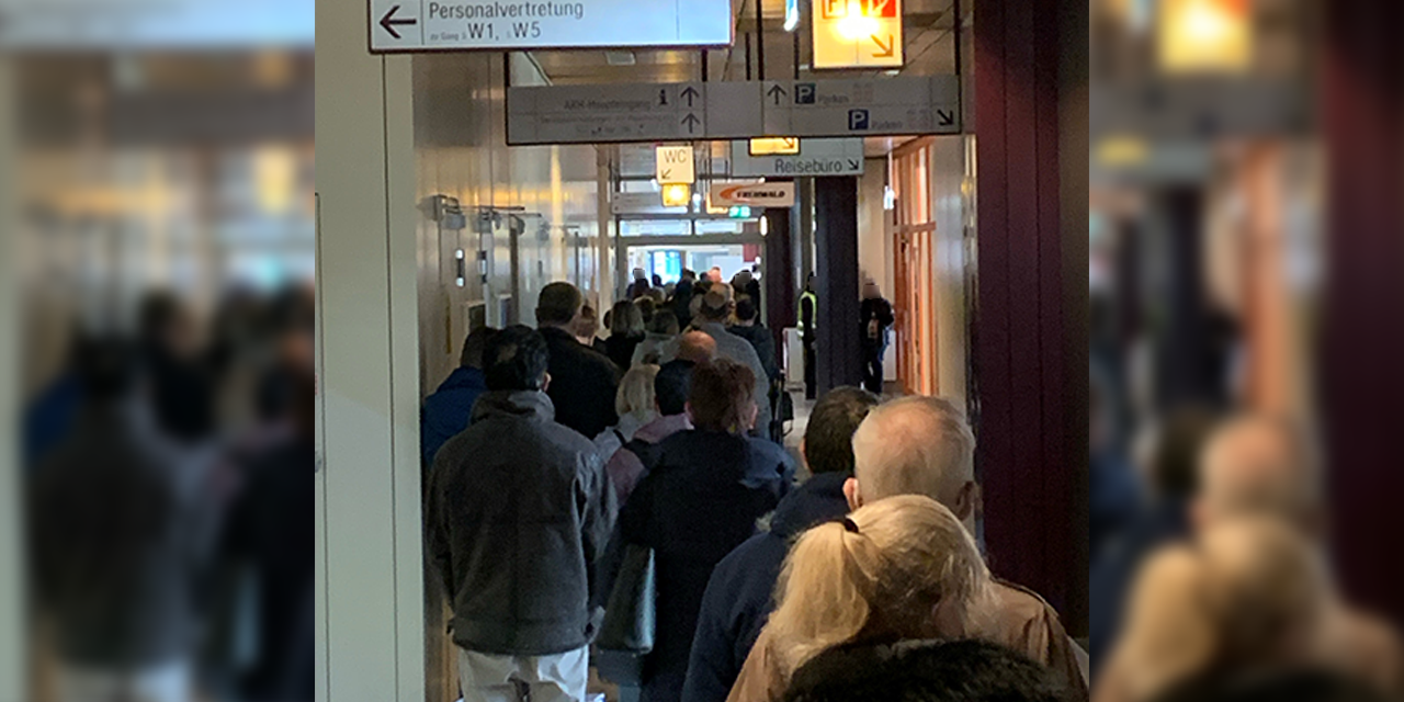 Der Andrang auf das Wiener Akh war am Wochenende groß.