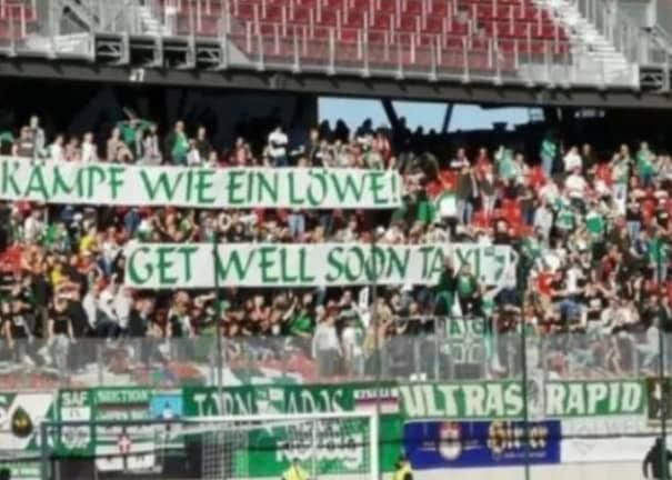 Häme für Fountas von den mitgereisten Rapid-Fans in Klagenfurt