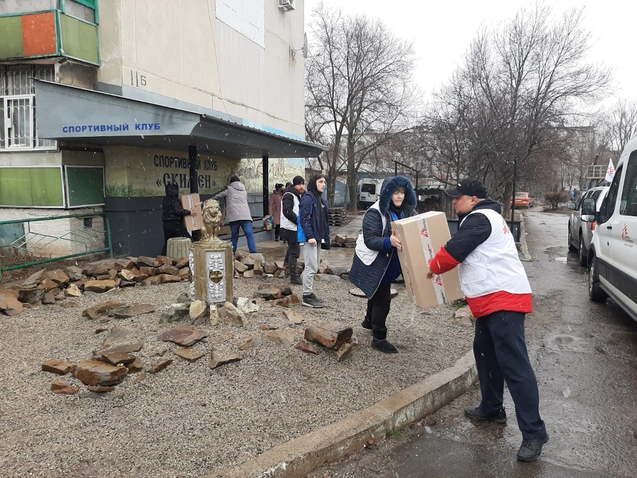 Heute.at - Ärzte ohne Grenzen: Schulen ukrainische Mediziner ein