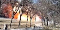 Video zeigt Raketeneinschlag in belebter Straße in Kiew
