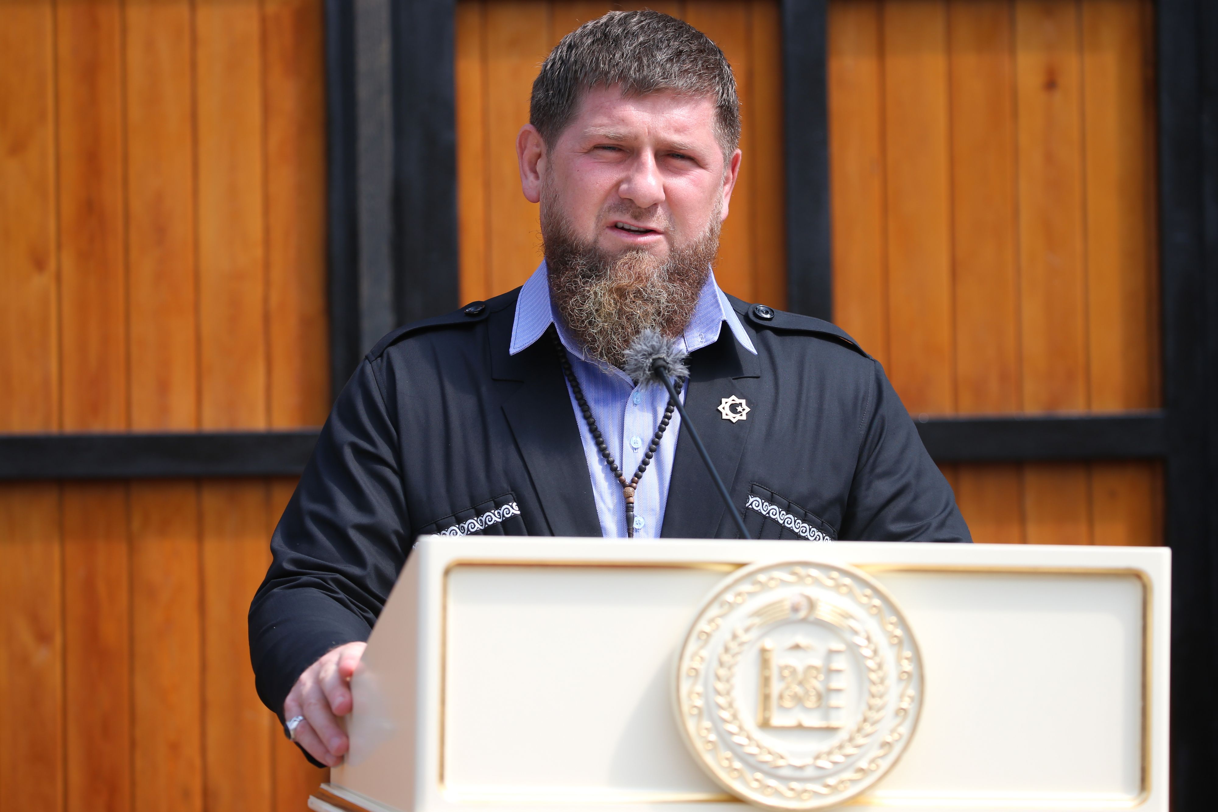 Raman Kadyrow soll sich bereits in der Ukraine aufhalten (hier ein Bild aus 2022 in Grosny).