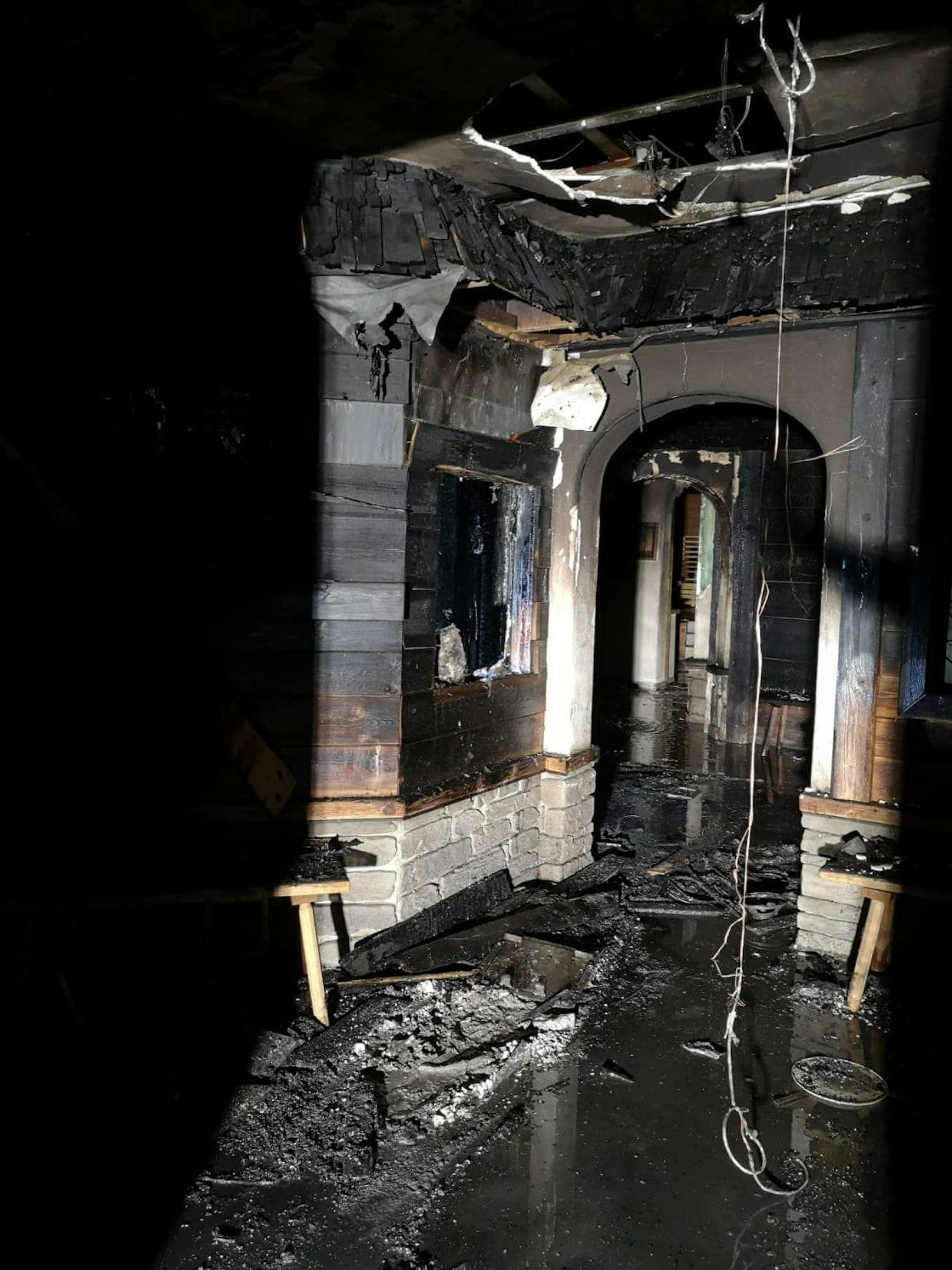 Am 13.03.2022, um 00:46 Uhr kam es in Bad Häring zu einem Brand in einer Hotelsauna.